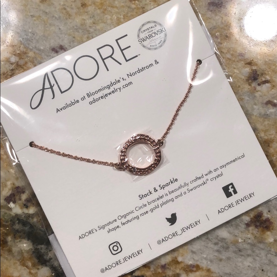 Adore Bracelet 35$